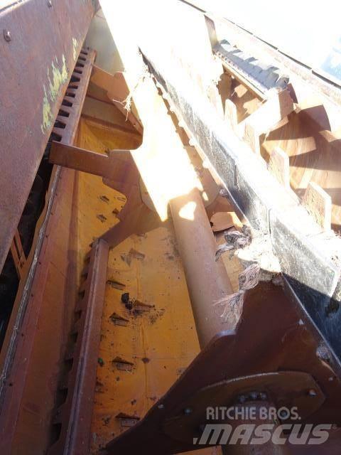Keenan MF 380 Hasat vagonları