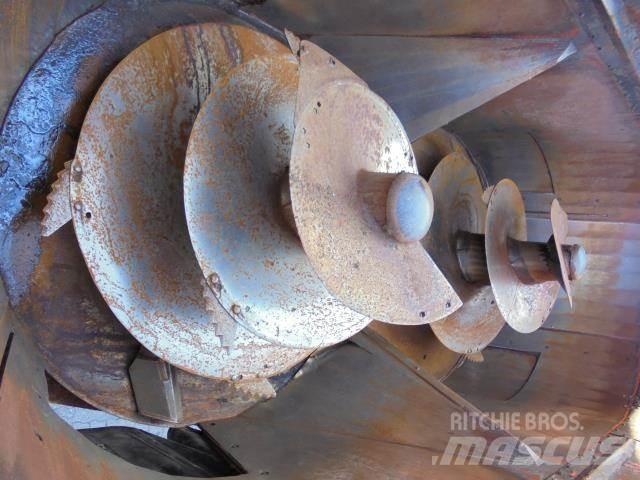 Kuhn 45 M3 Hasat vagonları