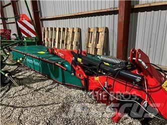 Kverneland 2840 Kendi yürür saman makinaları