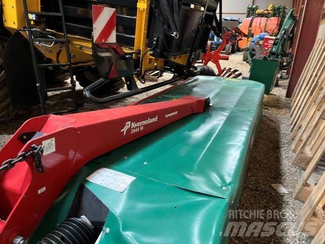 Kverneland 2840 Kendi yürür saman makinaları