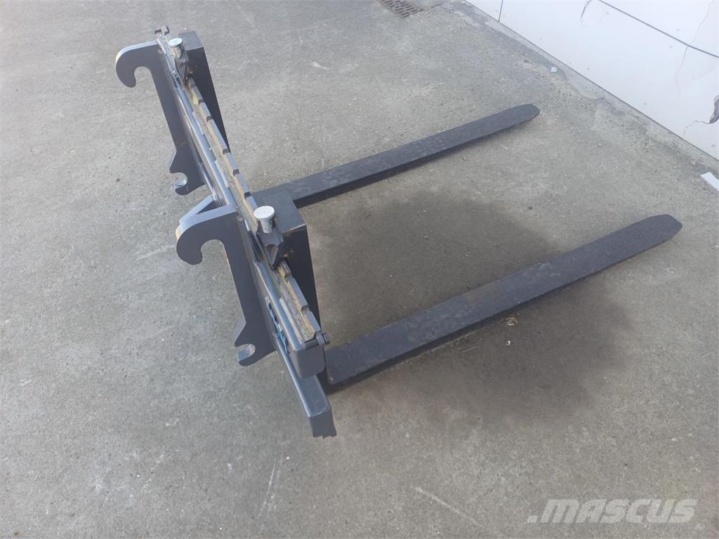 MO PALLEGAFFELSÆT Ön yükleyici ve kazicilar