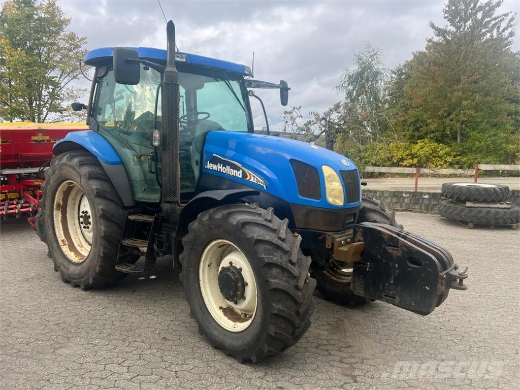 New Holland TS115A Traktörler