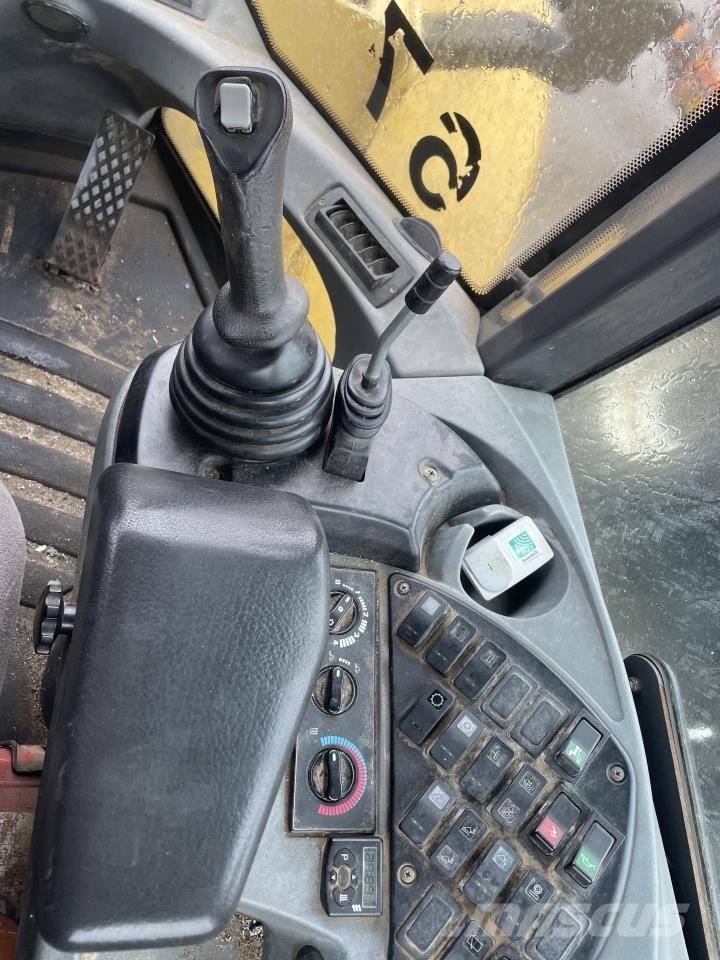 New Holland W190B Tekerlekli yükleyiciler