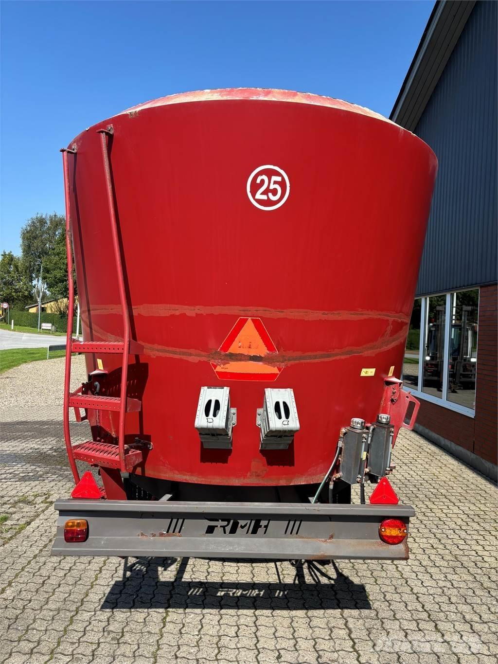 RMH MIXELL 22 Hasat vagonları