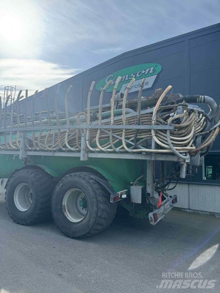 Samson PG 20 Sivi gübre ve ilaç tankerleri