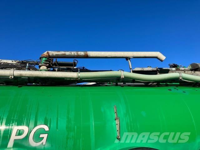 Samson PG 25 FH Sivi gübre ve ilaç tankerleri