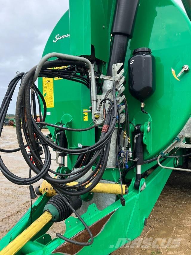 Samson PG II 31 Sivi gübre ve ilaç tankerleri