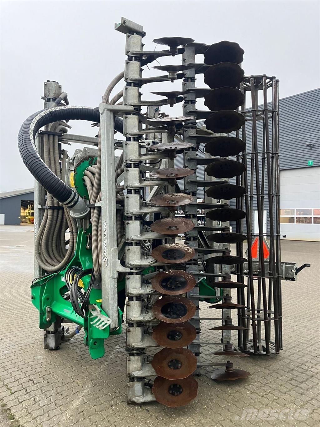 Samson SD II 700 Sıvı gübre serpme makineleri