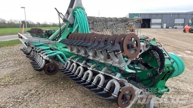 Samson TD 12 Sıvı gübre serpme makineleri