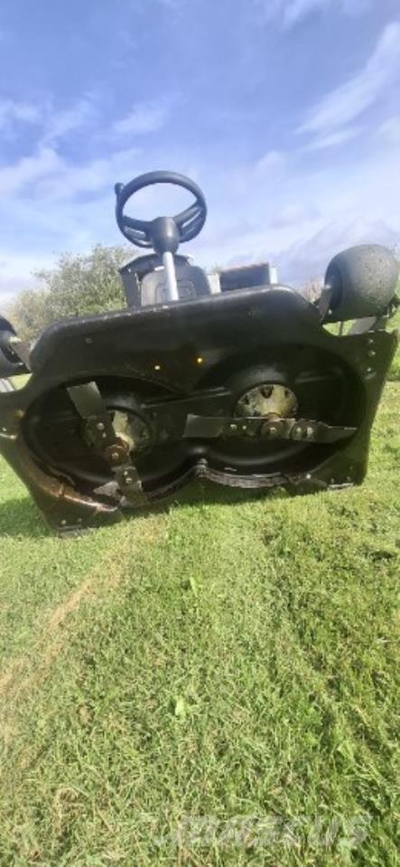 Stiga 320 Traktörler