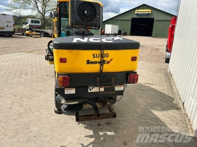 Stiga TITAN 32H Çayir biçme makinalari