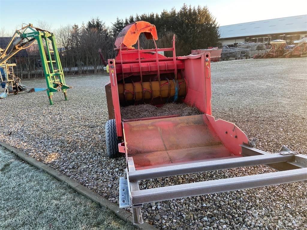 Taarup BUGSERET Diger hayvancilik makina ve aksesuarlari