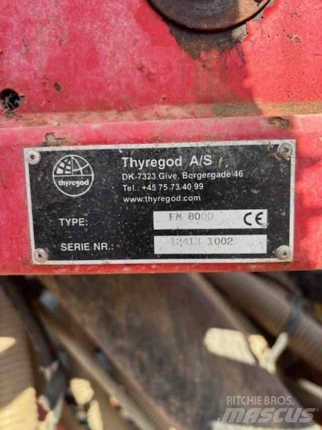Thyregod FM 8000 Sıvı gübre serpme makineleri
