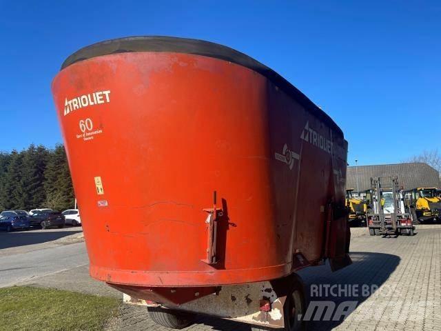 Trioliet 2400 L Hasat vagonları