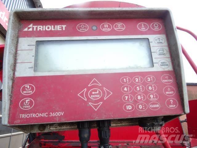 Trioliet 3000-3 Hasat vagonları