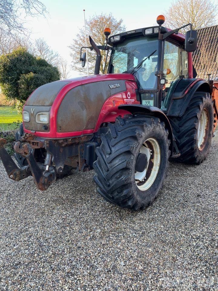 Valtra T151 Traktörler