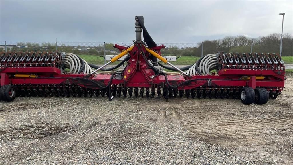 Vredo 12 Sıvı gübre serpme makineleri