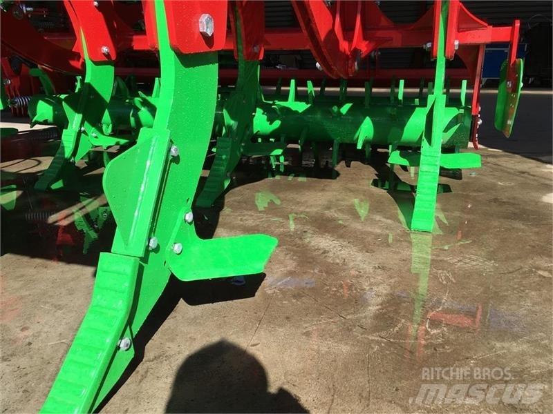 Agro-Tom  Keski pullukları
