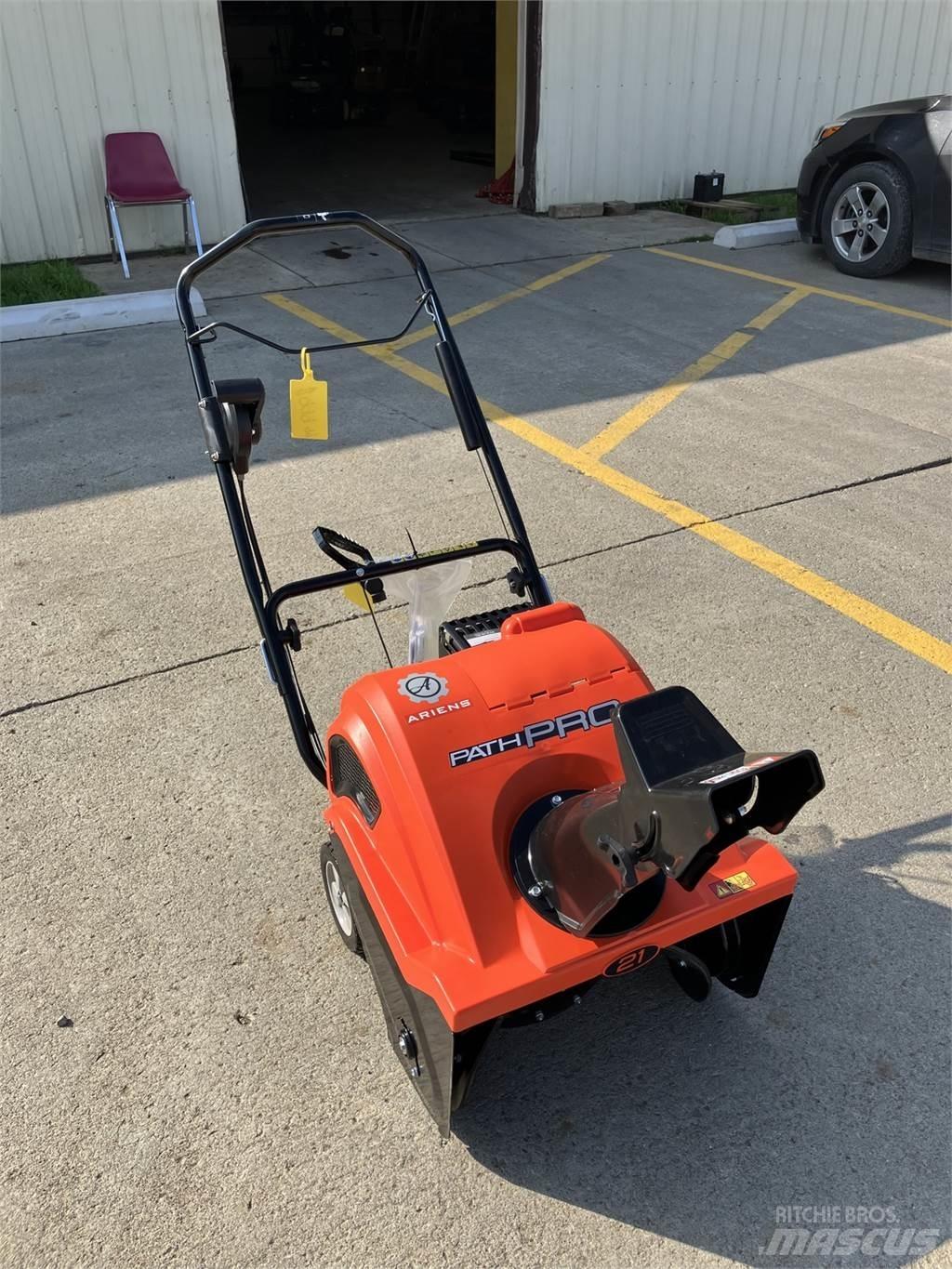 Ariens 938033 Kar püskürtücüler