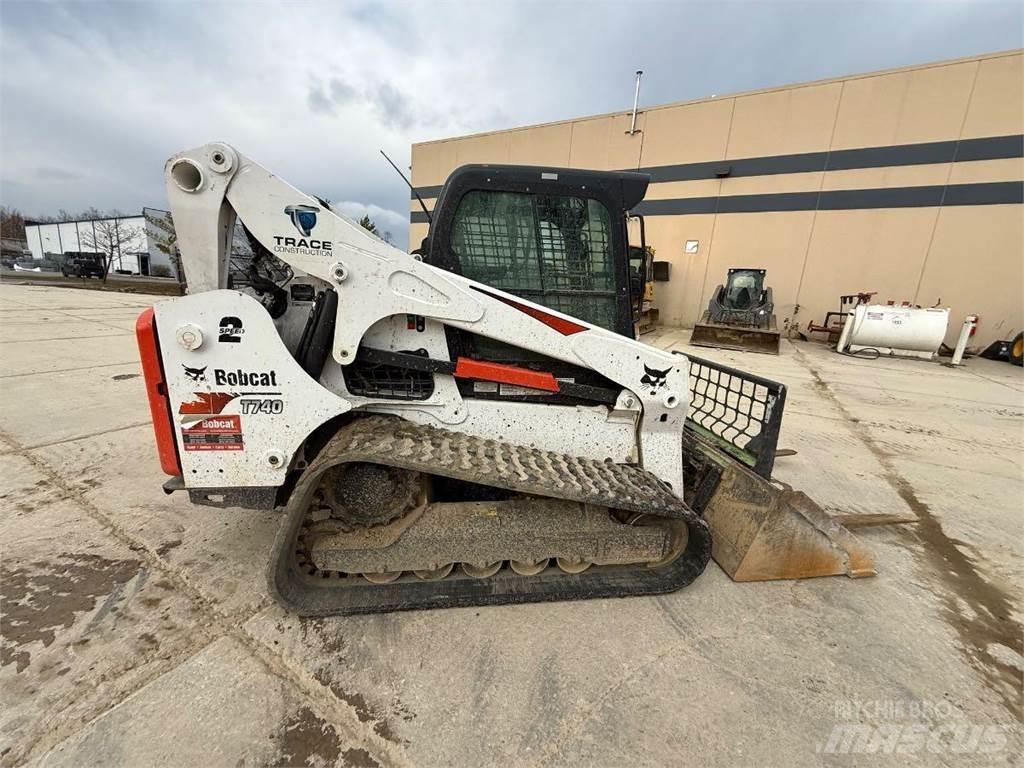 Bobcat T740 Mini yükleyiciler