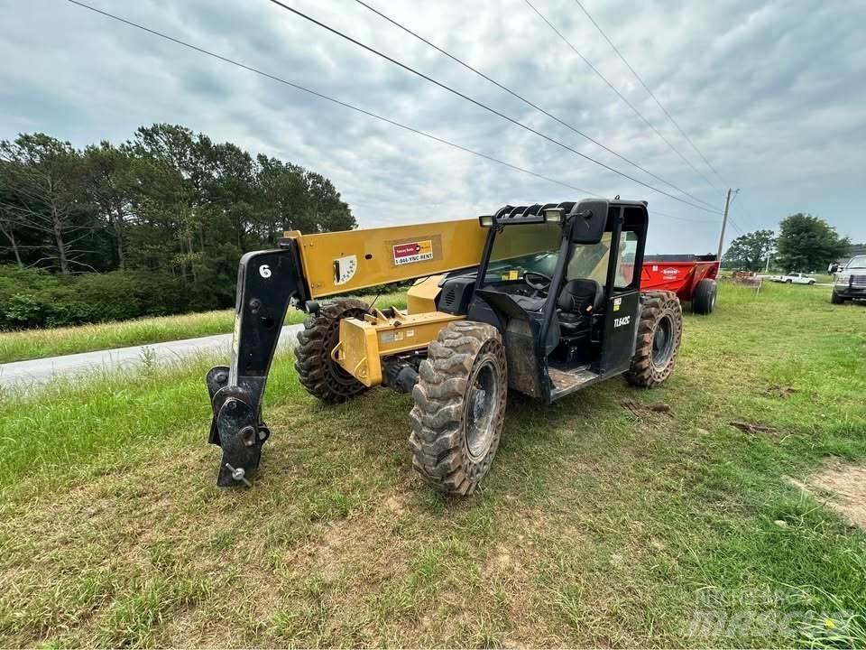 CAT TL642C Teleskopik yükleyiciler