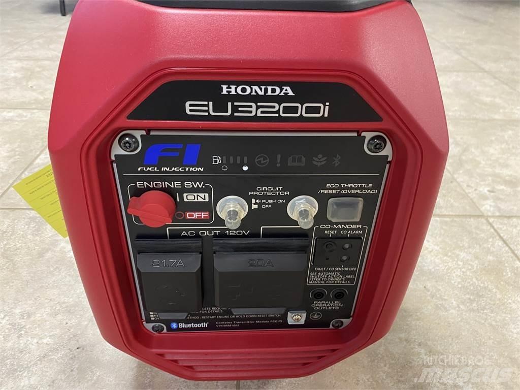 Honda EU3200I Aydinlatma kuleleri