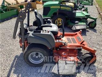 Husqvarna M-ZT Sıfır dönüşlü çim biçme makineleri