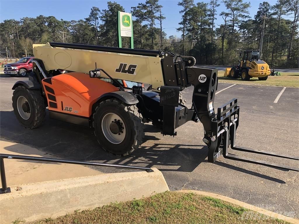 JLG 1255 Teleskopik yükleyiciler