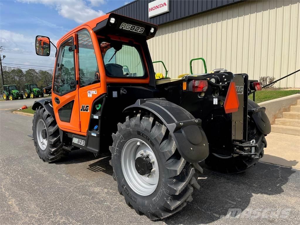 JLG 823 Teleskopik yükleyiciler