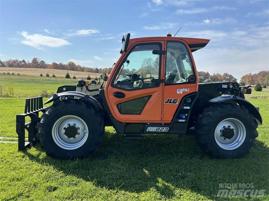 JLG AG823 Teleskopik yükleyiciler