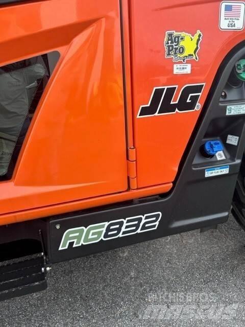 JLG AG832 Teleskopik yükleyiciler