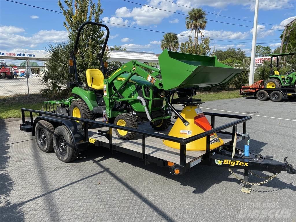 John Deere 1023E Traktörler