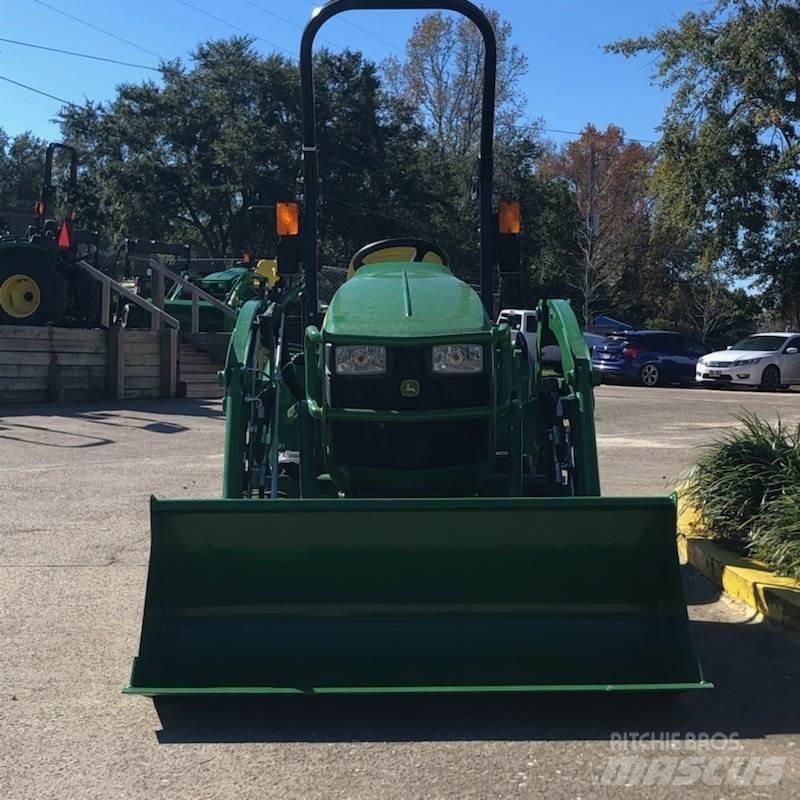 John Deere 1023E Traktörler