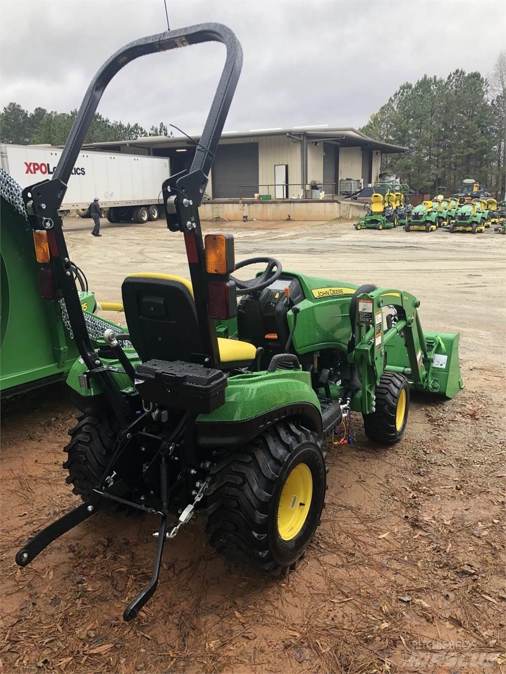 John Deere 1023E Traktörler