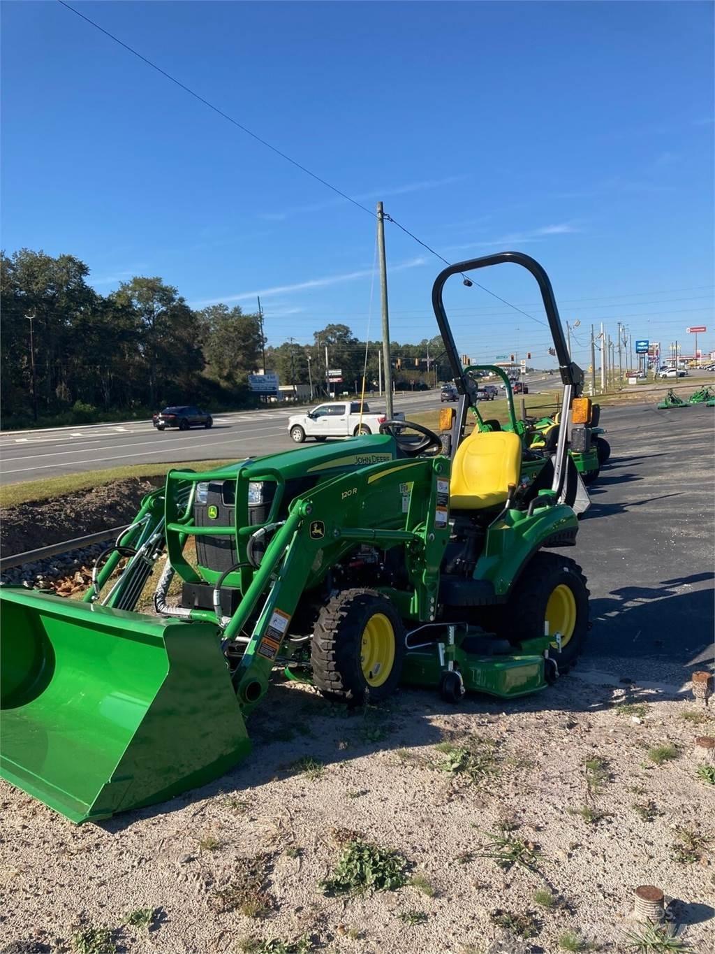 John Deere 1023E Traktörler