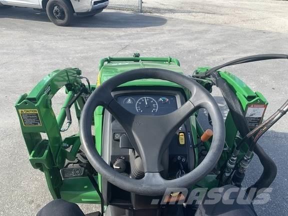 John Deere 1025R Traktörler