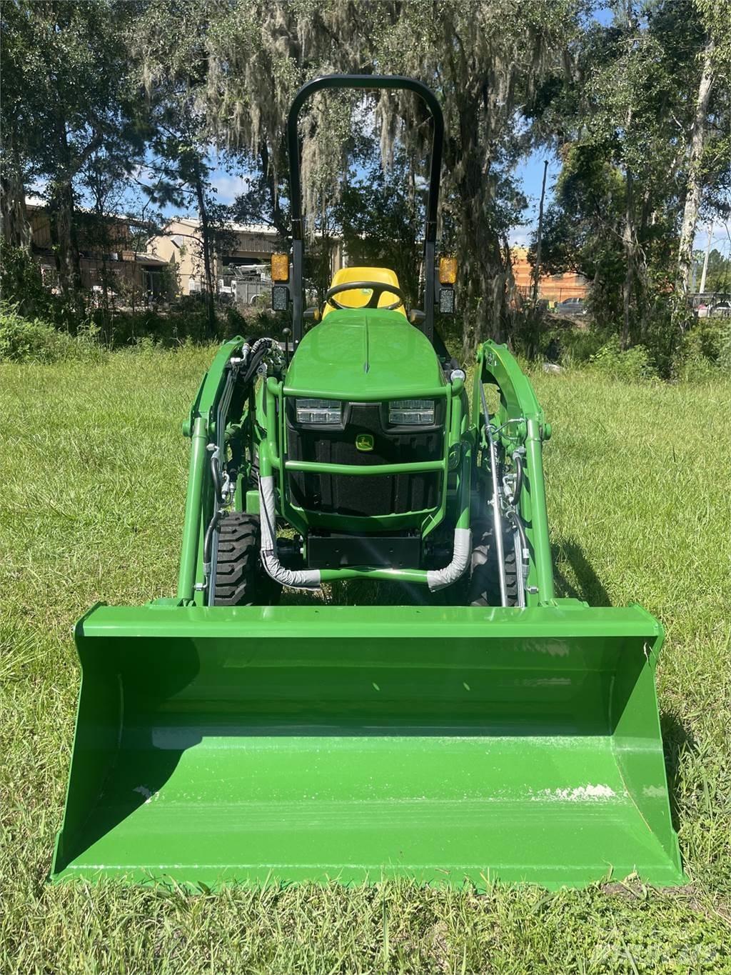 John Deere 1025R Traktörler