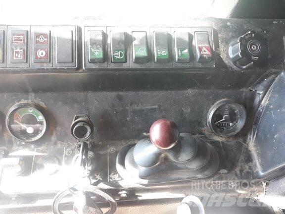 John Deere 1177 Biçerdöverler