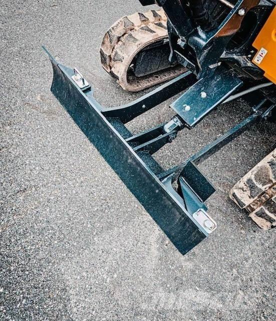 John Deere 17 P Mini ekskavatörler, 7 tona dek
