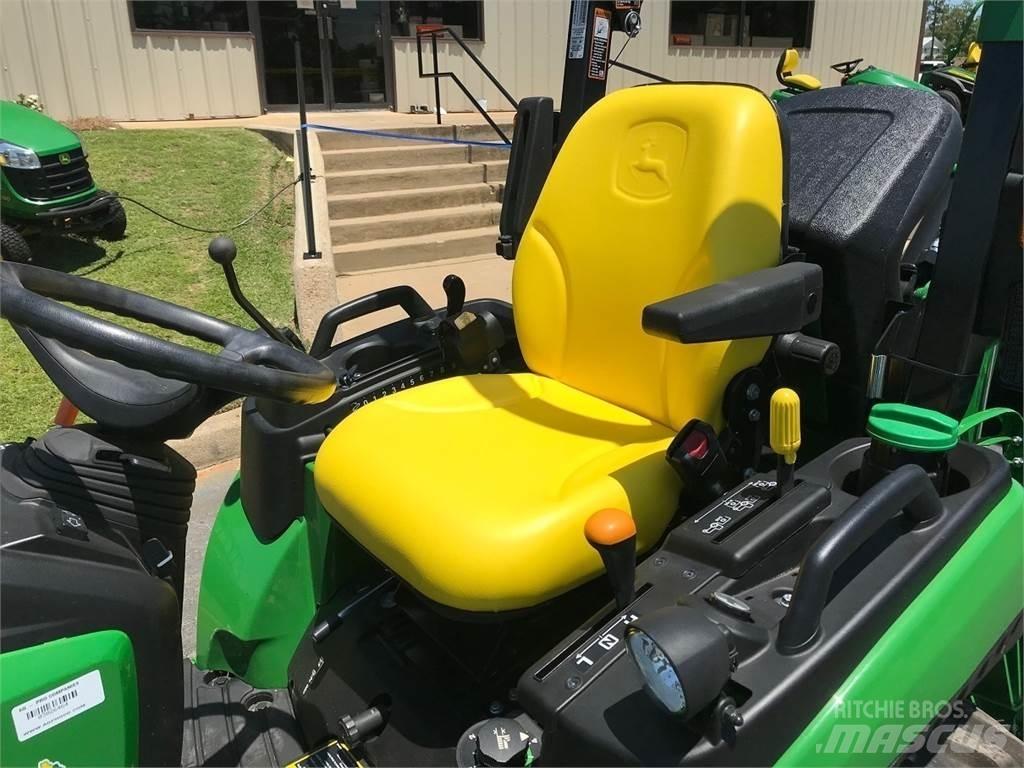 John Deere 2025R Traktörler