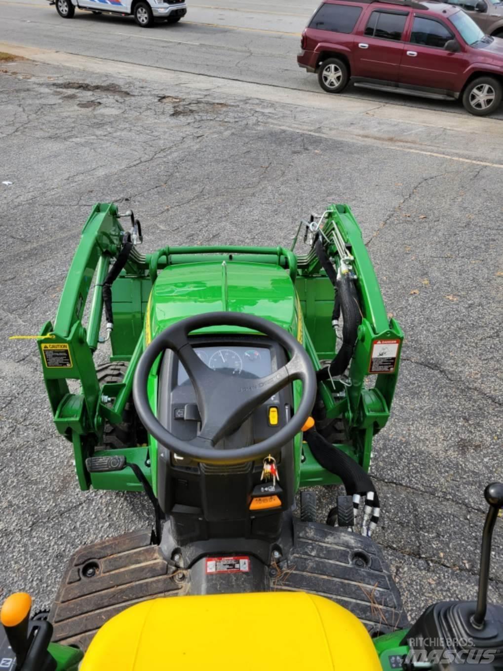 John Deere 2025R Traktörler