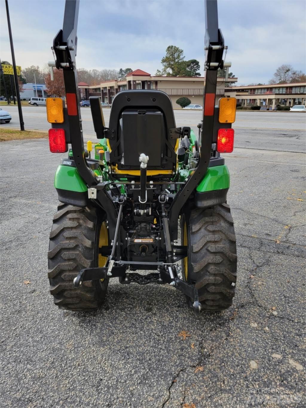 John Deere 2025R Traktörler