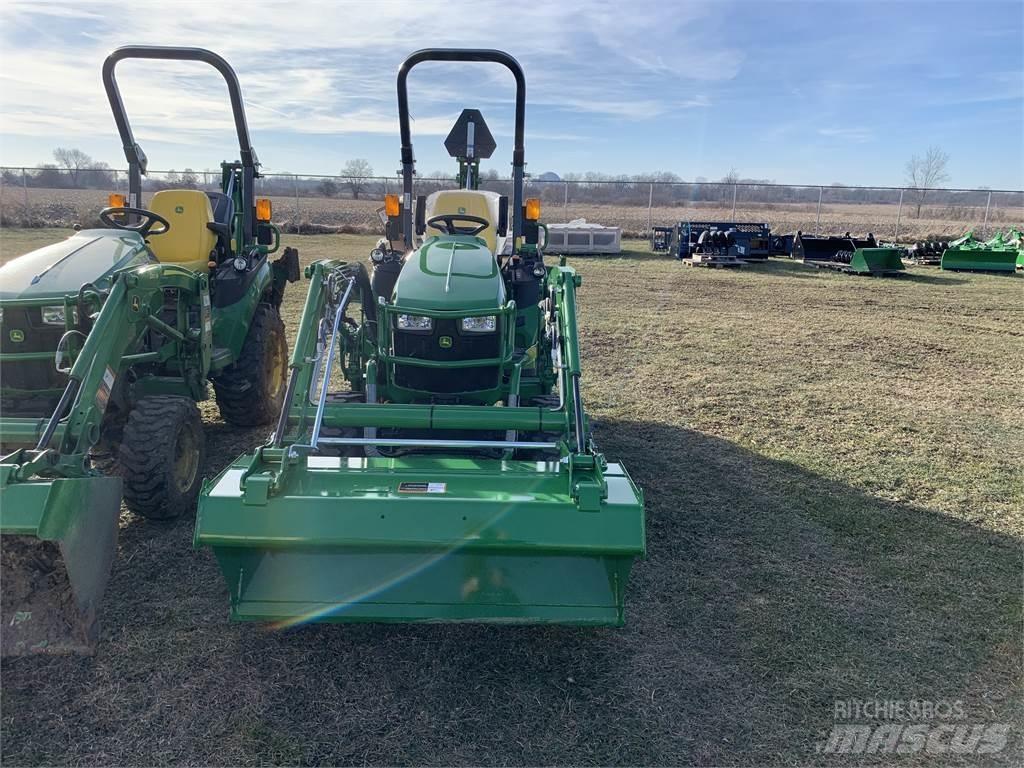 John Deere 2025R Traktörler
