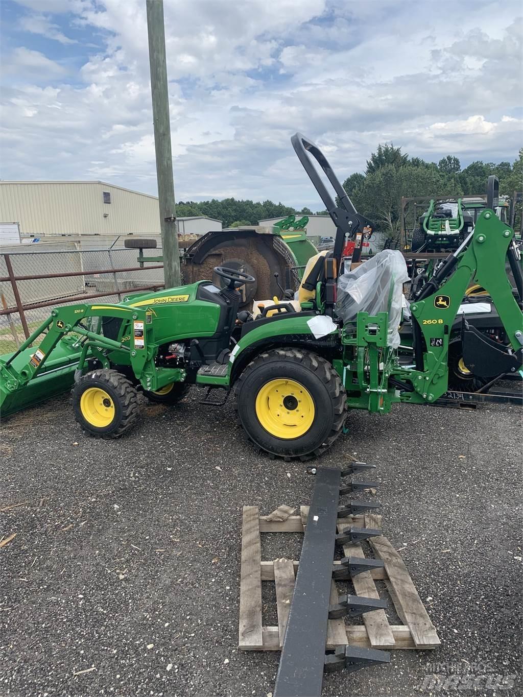 John Deere 2025R Traktörler