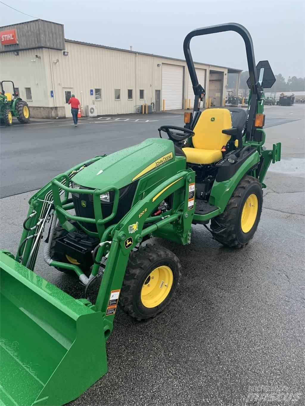 John Deere 2025R Traktörler