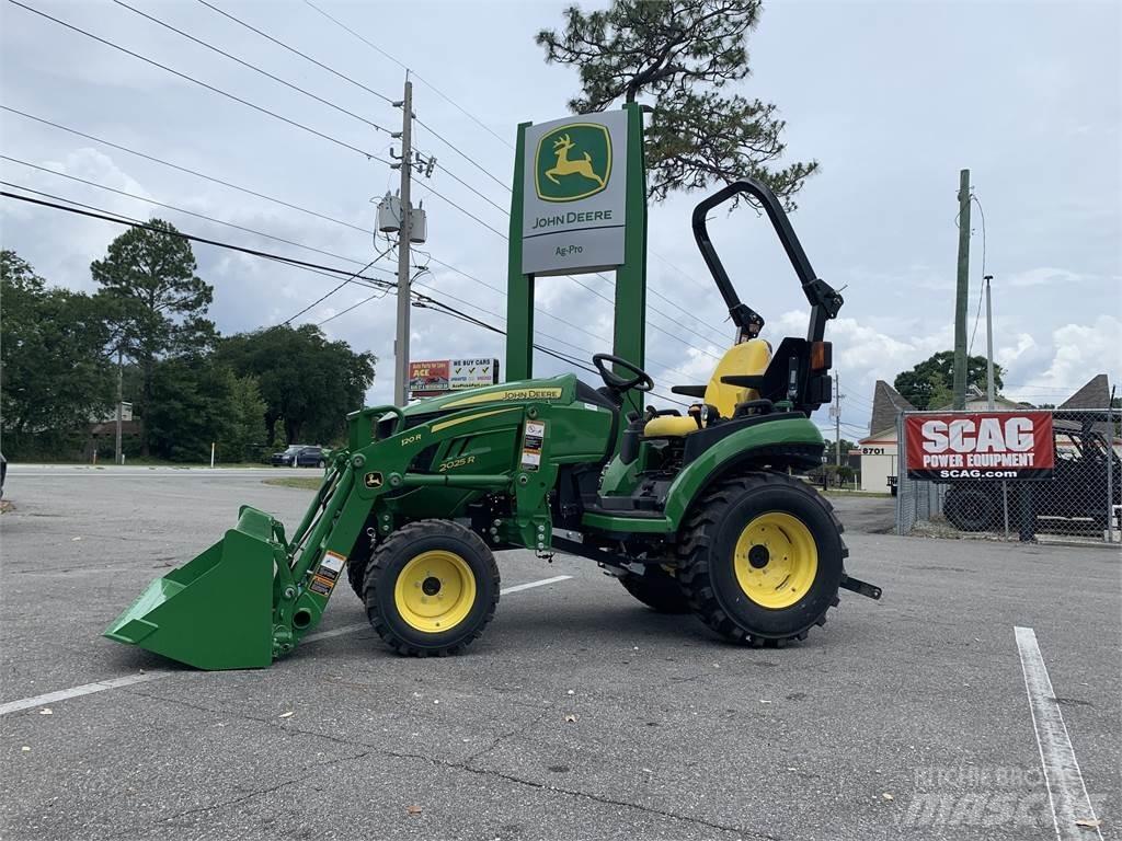 John Deere 2025R Traktörler