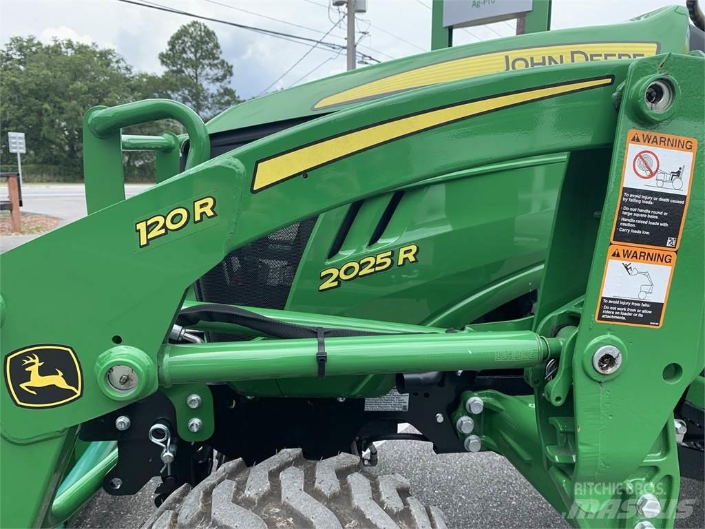 John Deere 2025R Traktörler