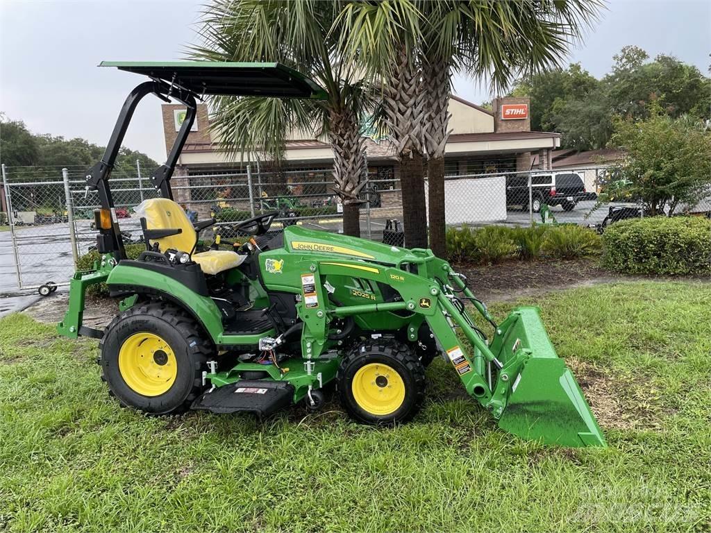 John Deere 2025R Traktörler