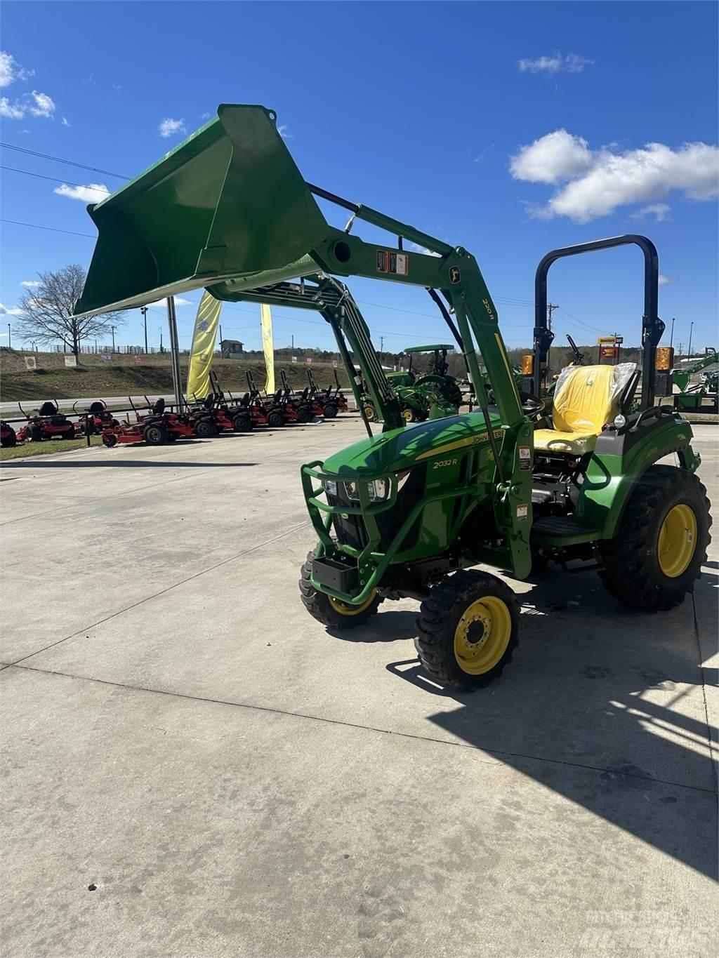 John Deere 2032R Traktörler
