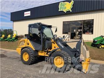 John Deere 204 G Mini yükleyiciler
